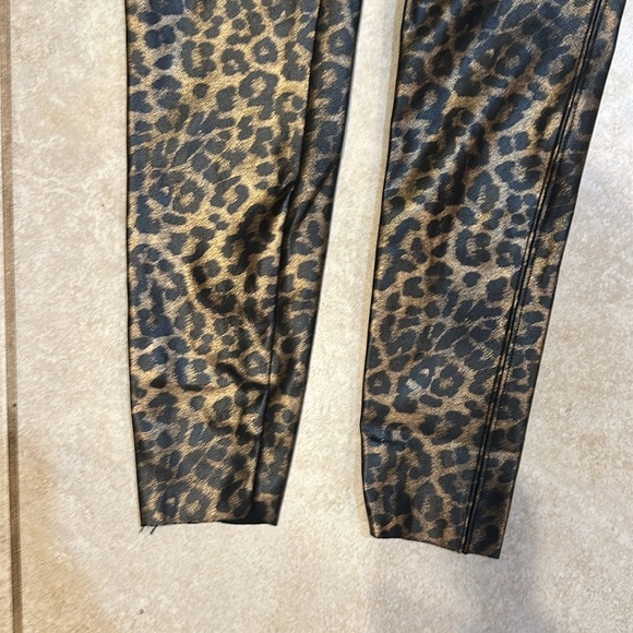 Spanx Leopard Metallic Faux Leather Shapewear Leggings M Compression - Picture 4 of 6